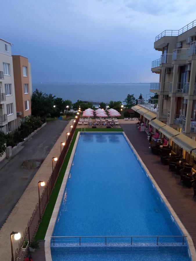 Perla 1 Apartments Равда Екстериор снимка