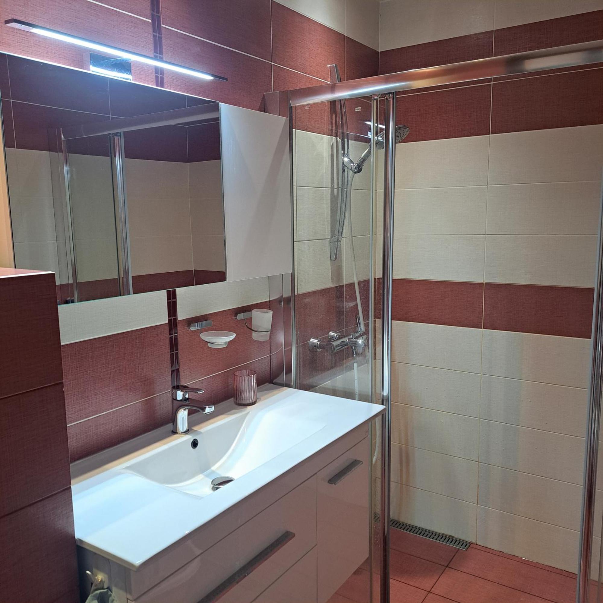 Perla 1 Apartments Равда Екстериор снимка